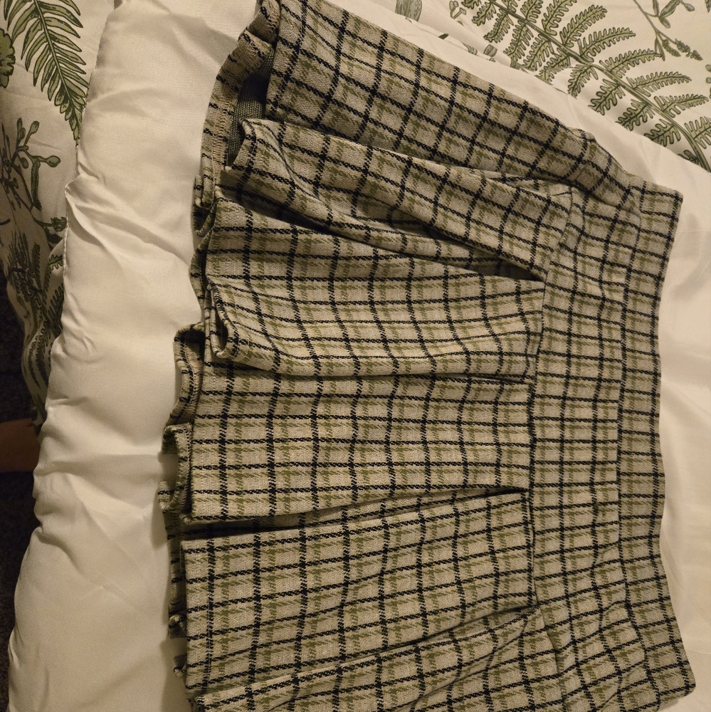 American eagle school girl skirt with hidden shorts
